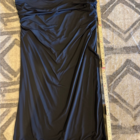 Lulus Black NWOT two piece scrunched skirt set Sz L - Picture 10 of 13